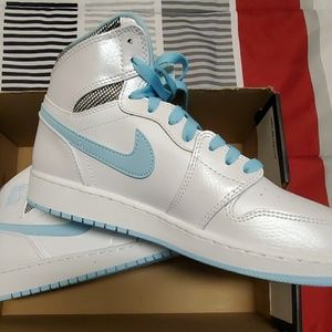 Jordan Shoes - WOMENS 7.5Y shoes Jordan Shoes - WOMENS 7.5Y shoes